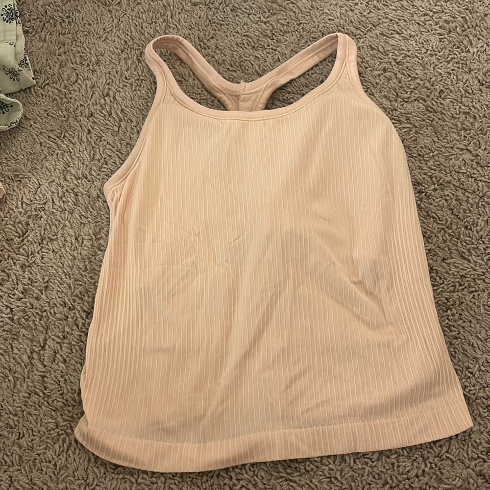 Ribbed peach athletic tank